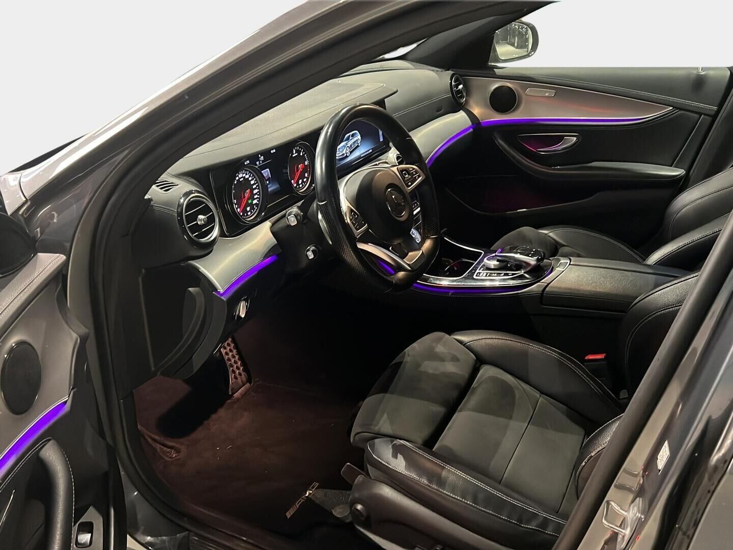 Mercedes-Benz E 2018 200 d T A Premium Business AMG * Multibeam LED / 360-Kamera / Nahka-Alcantara / Comand Navi / BLIS - Upea väri / Huippusiisti / 2x Hyvät renkaat alkuperäisvantein!