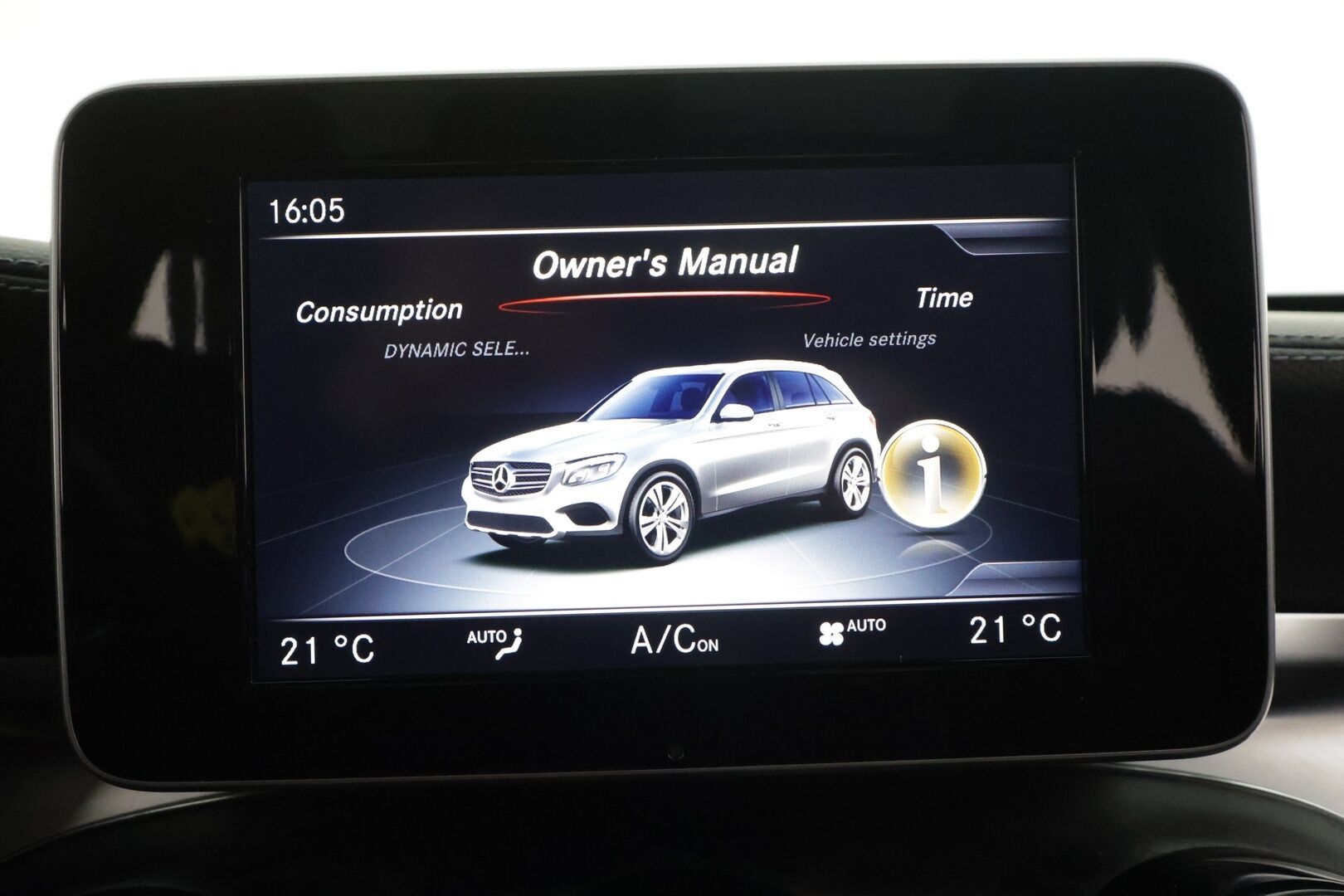 Mercedes-Benz GLC 2016 220 d 4Matic A Premium Business AMG * Distronic+ / Webasto / Burmester / Panoraama / Ilma-Alusta / Vetokoukku - Night / ILS LED / Nahka-Alcantara / Supervarusteet! - HULLUT AVAJAISHULINAT KORKOTARJOUS 3,29 %