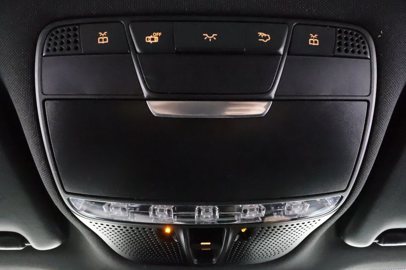 Mercedes-Benz GLC 2016 220 d 4Matic A Premium Business AMG * Distronic+ / Webasto / Burmester / Panoraama / Ilma-Alusta / Vetokoukku - Night / ILS LED / Nahka-Alcantara / Supervarusteet!