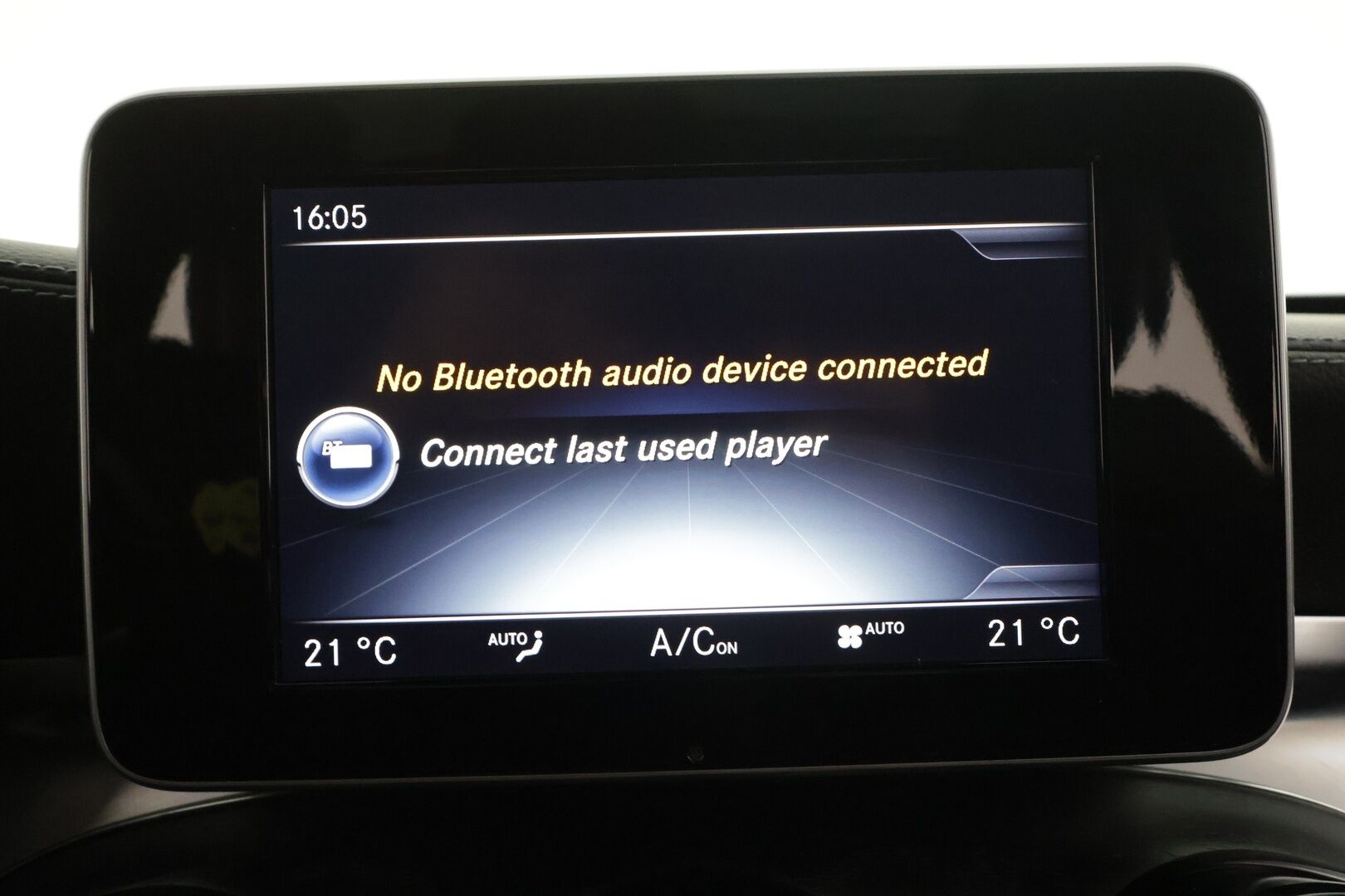 Mercedes-Benz GLC 2016 220 d 4Matic A Premium Business AMG * Distronic+ / Webasto / Burmester / Panoraama / Ilma-Alusta / Vetokoukku - Night / ILS LED / Nahka-Alcantara / Supervarusteet! - HULLUT AVAJAISHULINAT KORKOTARJOUS 3,29 %