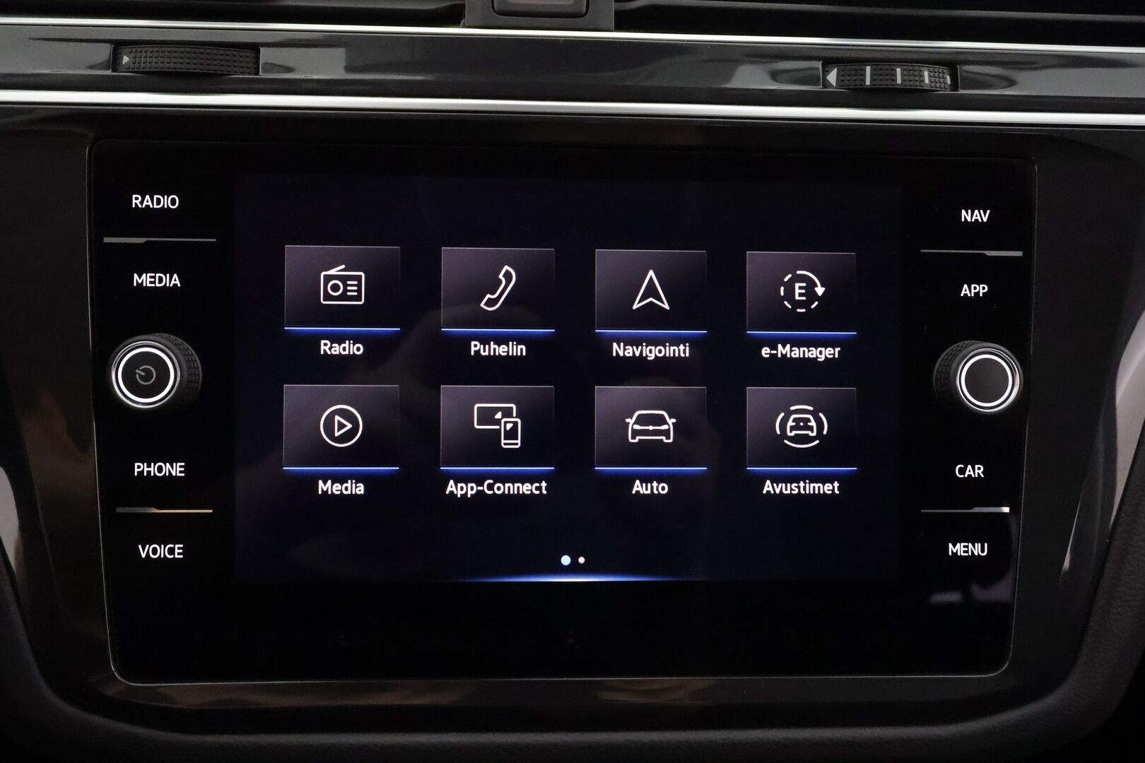 Volkswagen Tiguan 2024 Style Business eHybrid 180 kW DSG-automaatti - | ACC | Matrix | P.kamera | Koukku | Digimittaristo | Kaistavahti | Keyless | Facelift | Ratinlämmitys | Kahdet renkaat | 2x Latauskaapelit | Merkkihuollot | 1-om Suomi-auto |