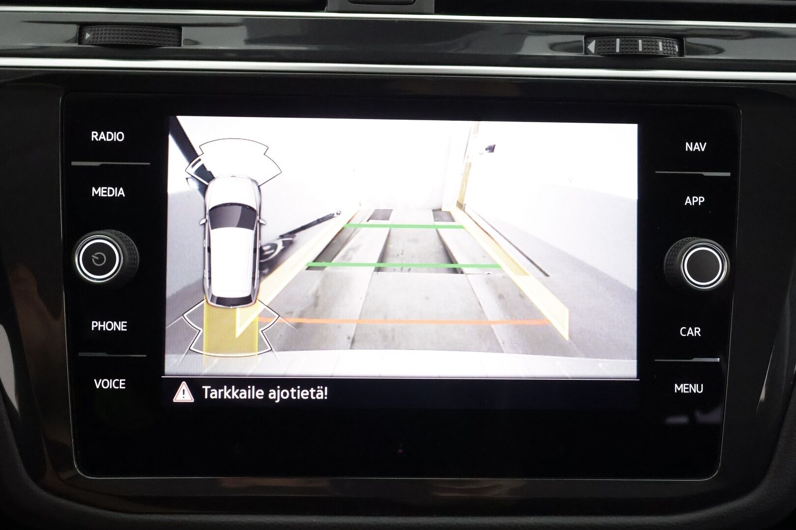 Volkswagen Tiguan 2024 Style Business eHybrid 180 kW DSG-automaatti - | ACC | Matrix | P.kamera | Koukku | Digimittaristo | Kaistavahti | Keyless | Facelift | Ratinlämmitys | Kahdet renkaat | 2x Latauskaapelit | Merkkihuollot | 1-om Suomi-auto |
