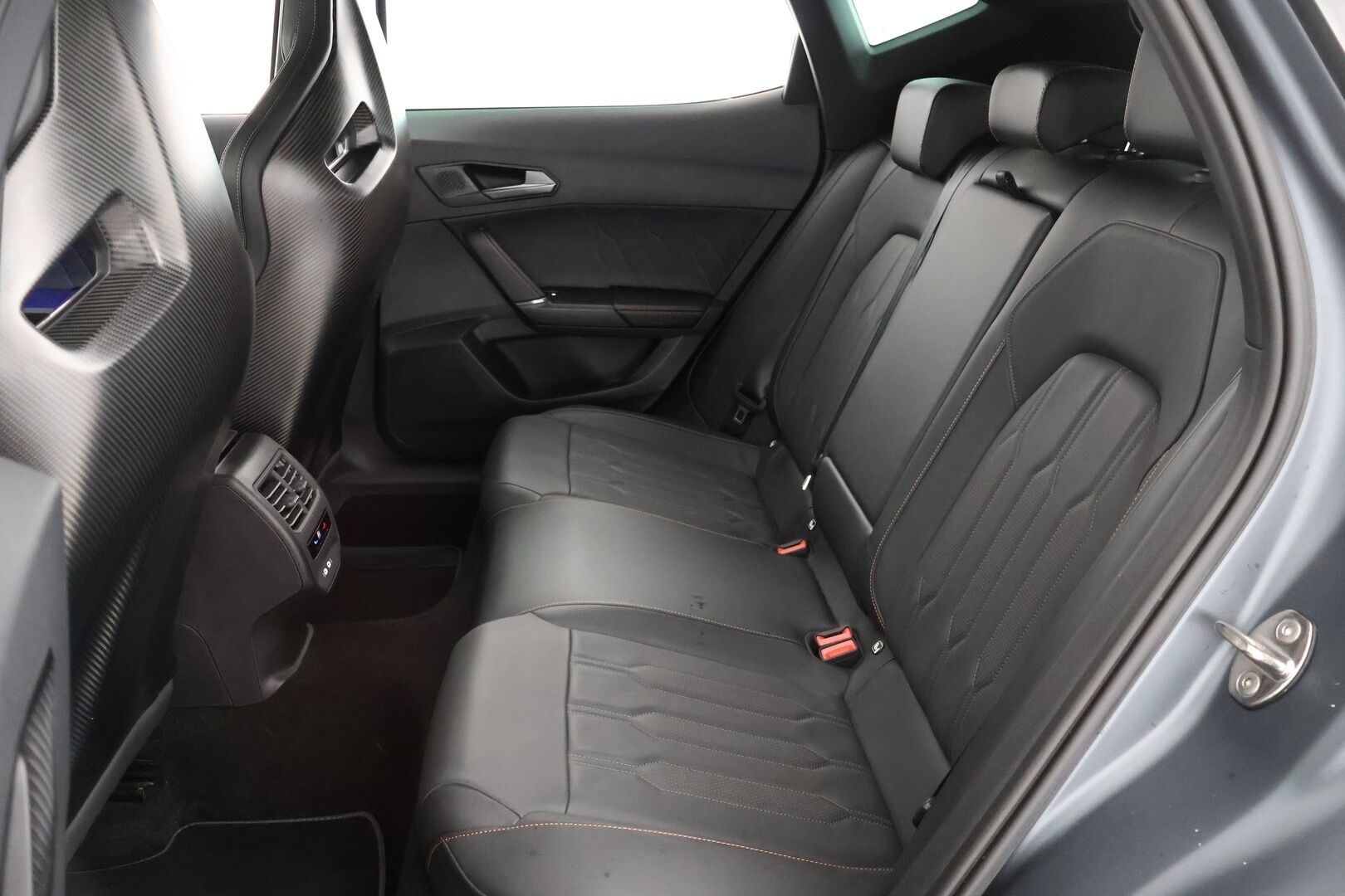 Cupra Formentor 2022 VZ5 2,5 TSI 287 kW 4Drive DSG - ACC | 360-kamera | Beats | DCC alusta | Bucket istuimet | Merkkihuollot |Titaani putkisto 