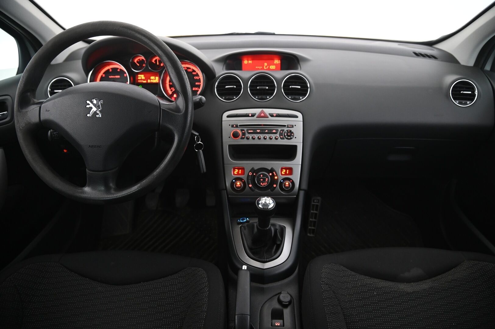 Peugeot 308 2011 SW VTi 120 Millesim 200 II*Myydään Huutokaupat.com* - Tämä auto myydään Huutokaupat.com | Lasikatto | Lohkolämmitin | Vakkari | 2x alut 