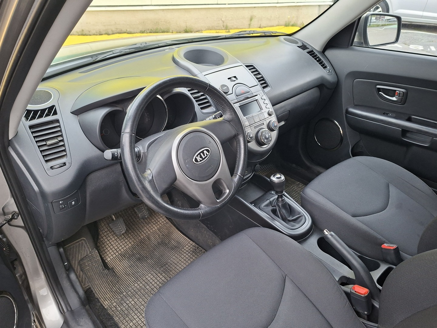 Kia Soul 1,6 Shine 2011, bild 3/4
