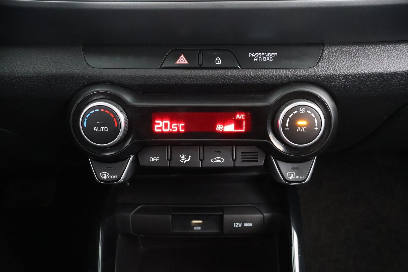 Kia Stonic 2021 1,0 T-GDI ISG 120hv EX DCT EcoDynamics - | Vakkari | P.kamera | Ratinlämmitin | Kaistavahti | P.tutka | Suomi-auto |