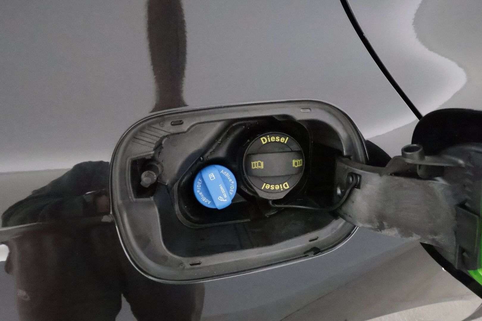 Skoda Superb 2021 2,0 TDI 150 Style DSG *ACC / P.kamera / Muistipenkit / Matrix LED / Navi / Canton / Lohkolämmitin* - Suomi-auto / Kahdet renkaat aluvanteilla