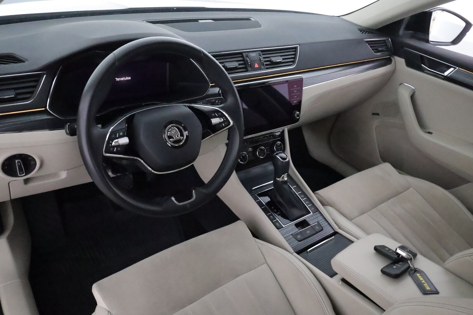 Skoda Superb 2021 2,0 TDI 150 Style DSG *ACC / P.kamera / Muistipenkit / Matrix LED / Navi / Canton / Lohkolämmitin* - Suomi-auto / Kahdet renkaat aluvanteilla