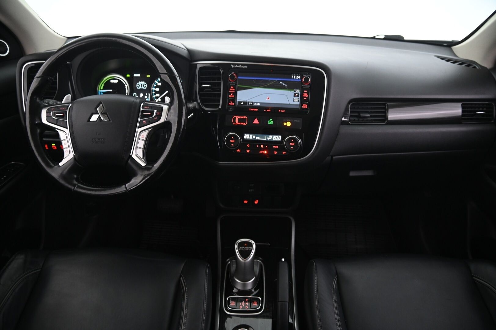 Mitsubishi Outlander 2016 Instyle 4WD 5P - ACC | 360 | KeyLess | Navi | Ratinlämmitin | Nahkapenkit | Rockford Sound | 2x renkaat&aluvantein - KORKO VAIN 3,99 %