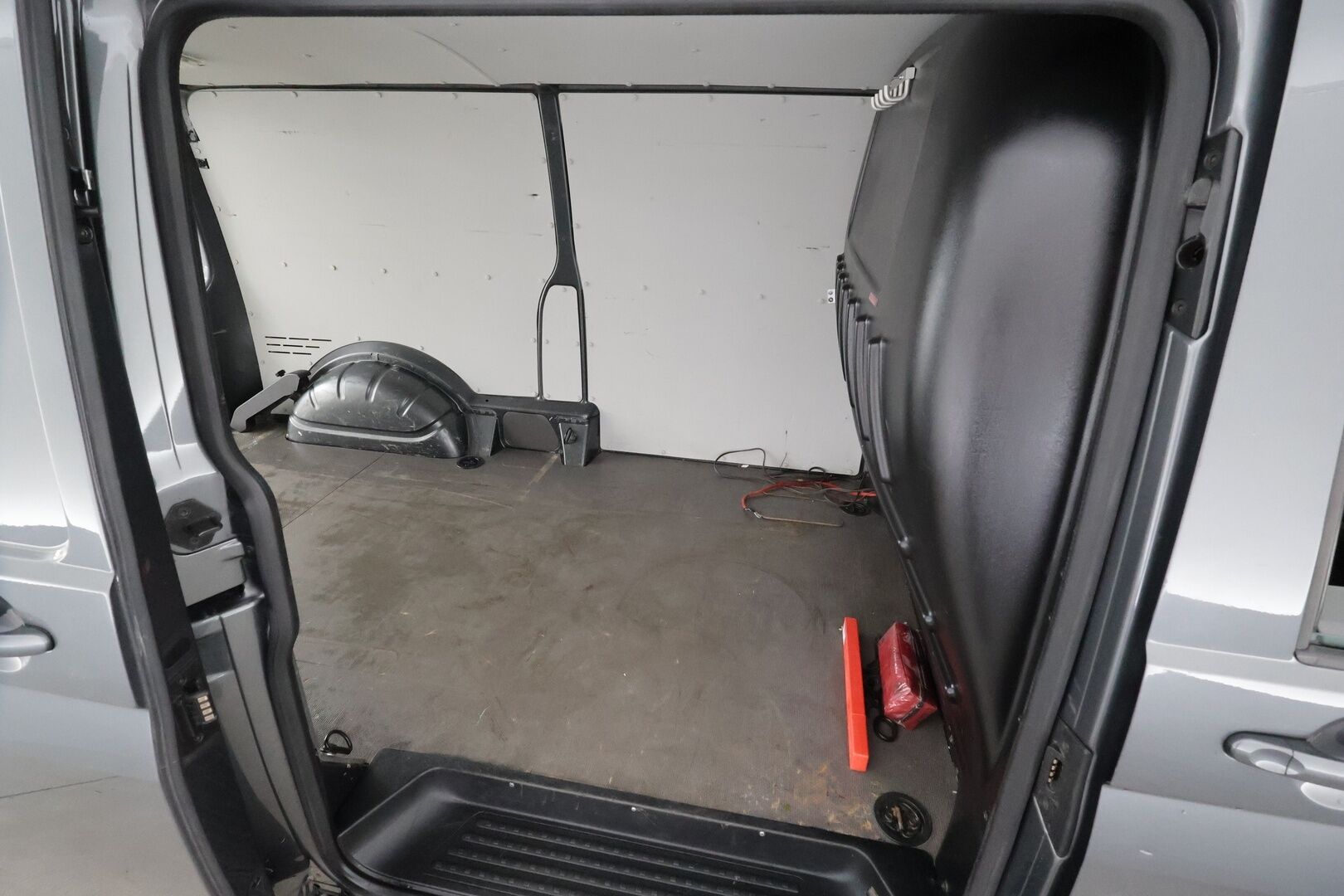 Volkswagen Transporter 2020 umpipakettiauto Pitkä 2,0 TDI 110 kW DSG * ACC / Webasto / P.Kamera LED /  Navi * - Kahdet renkaat