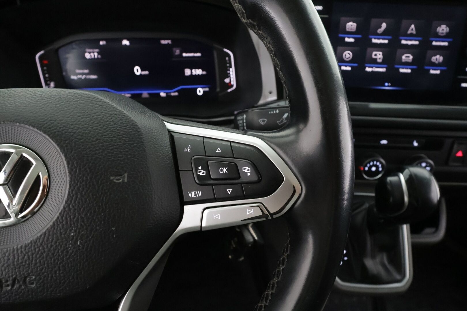 Volkswagen Transporter 2020 umpipakettiauto Pitkä 2,0 TDI 110 kW DSG * ACC / Webasto / P.Kamera LED /  Navi * - Kahdet renkaat