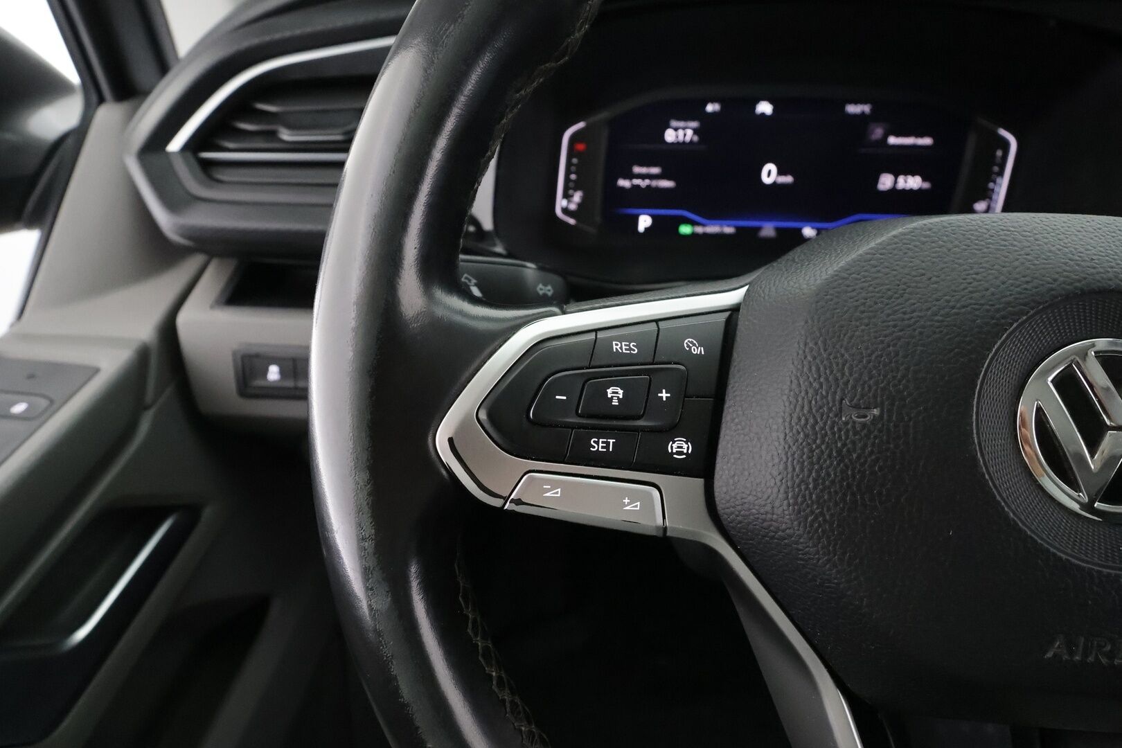 Volkswagen Transporter 2020 umpipakettiauto Pitkä 2,0 TDI 110 kW DSG * ACC / Webasto / P.Kamera LED /  Navi * - Kahdet renkaat