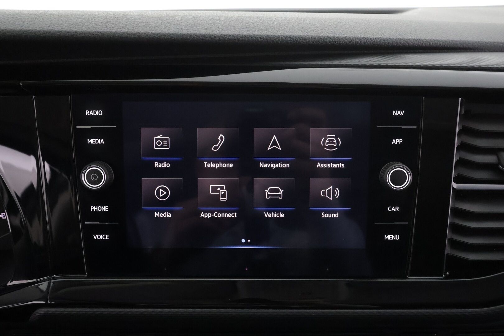 Volkswagen Transporter 2020 umpipakettiauto Pitkä 2,0 TDI 110 kW DSG * ACC / Webasto / P.Kamera LED /  Navi * - Kahdet renkaat