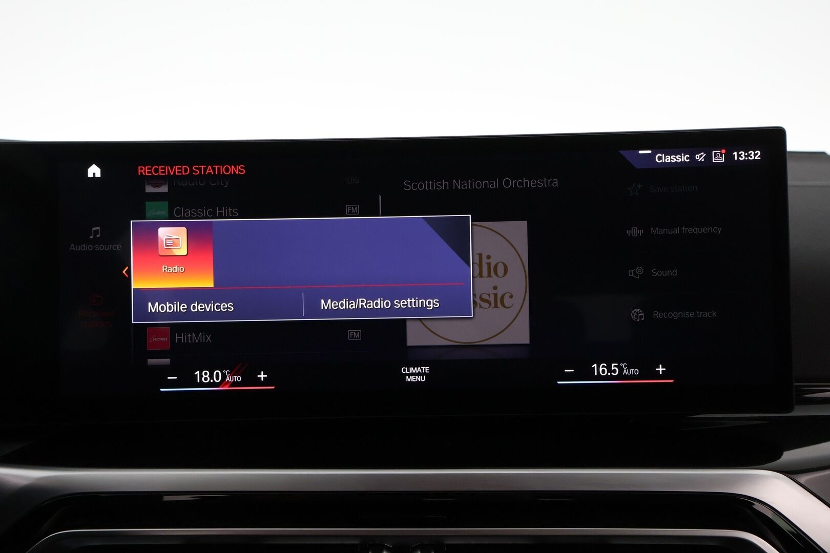 BMW i4 2022 83kWh, eDrive40 - 3,99 % KORKOTARJOUS TÄHÄN AUTOON - Peruutuskamera / Puolinahkasisusta / Sporttipenkit / Professional Navi / Apple&Android / Merkkihuollot