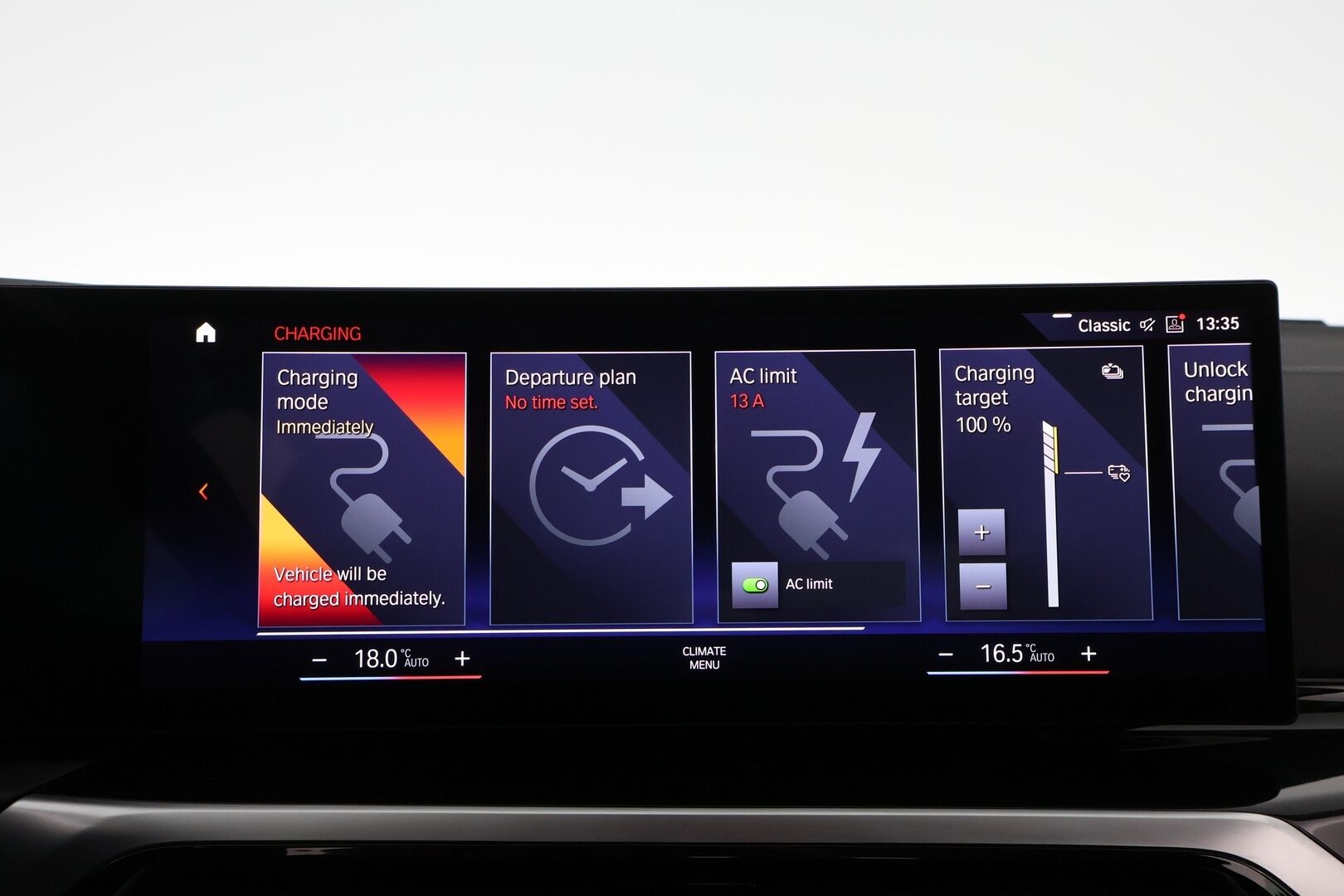 BMW i4 2022 83kWh, eDrive40 - 3,99 % KORKOTARJOUS TÄHÄN AUTOON - Peruutuskamera / Puolinahkasisusta / Sporttipenkit / Professional Navi / Apple&Android / Merkkihuollot