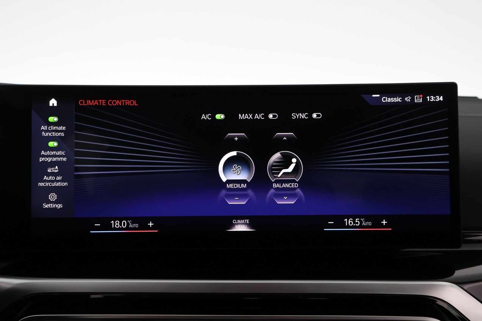 BMW i4 2022 83kWh, eDrive40 - 3,99 % KORKOTARJOUS TÄHÄN AUTOON - Peruutuskamera / Puolinahkasisusta / Sporttipenkit / Professional Navi / Apple&Android / Merkkihuollot