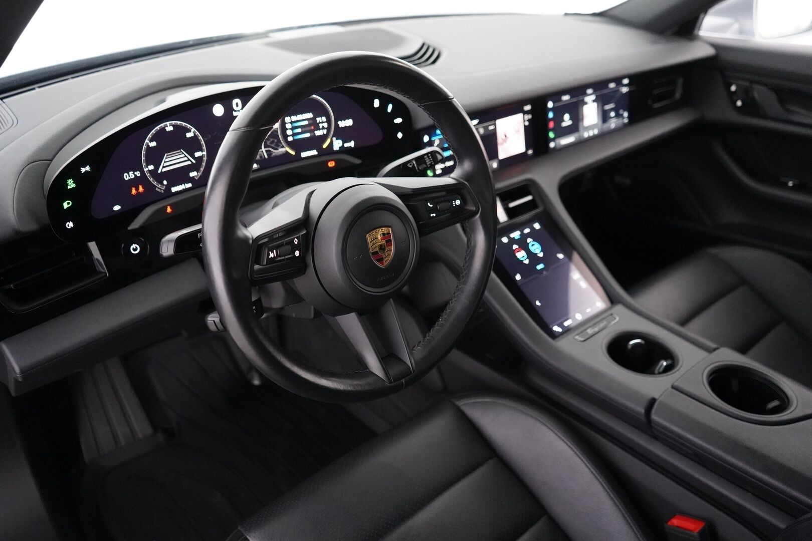 Porsche Taycan 2021 4S 420kW Performance Battery Plus * ACC / Bose / Muistipenkki / Apukuskin näyttö / Panorama / Peruutuskamera / Keyless * - Akku kuntotarkastettu / Merkkihuollettu, viimeisin huolto 59tkm / 2x vanteet