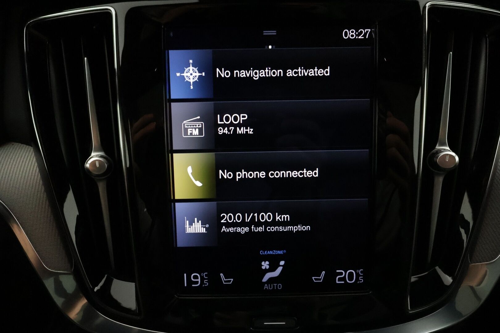 Volvo V60 2021 T6 TwE AWD R-Design aut **Panorama / Pa-lämmitin / Koukku / Adapt. vakkari / Muistipenkki / P.Kamera** - * Siisti R-Design hyvällä akkutestillä, AVILOO SoH arvo 86% *