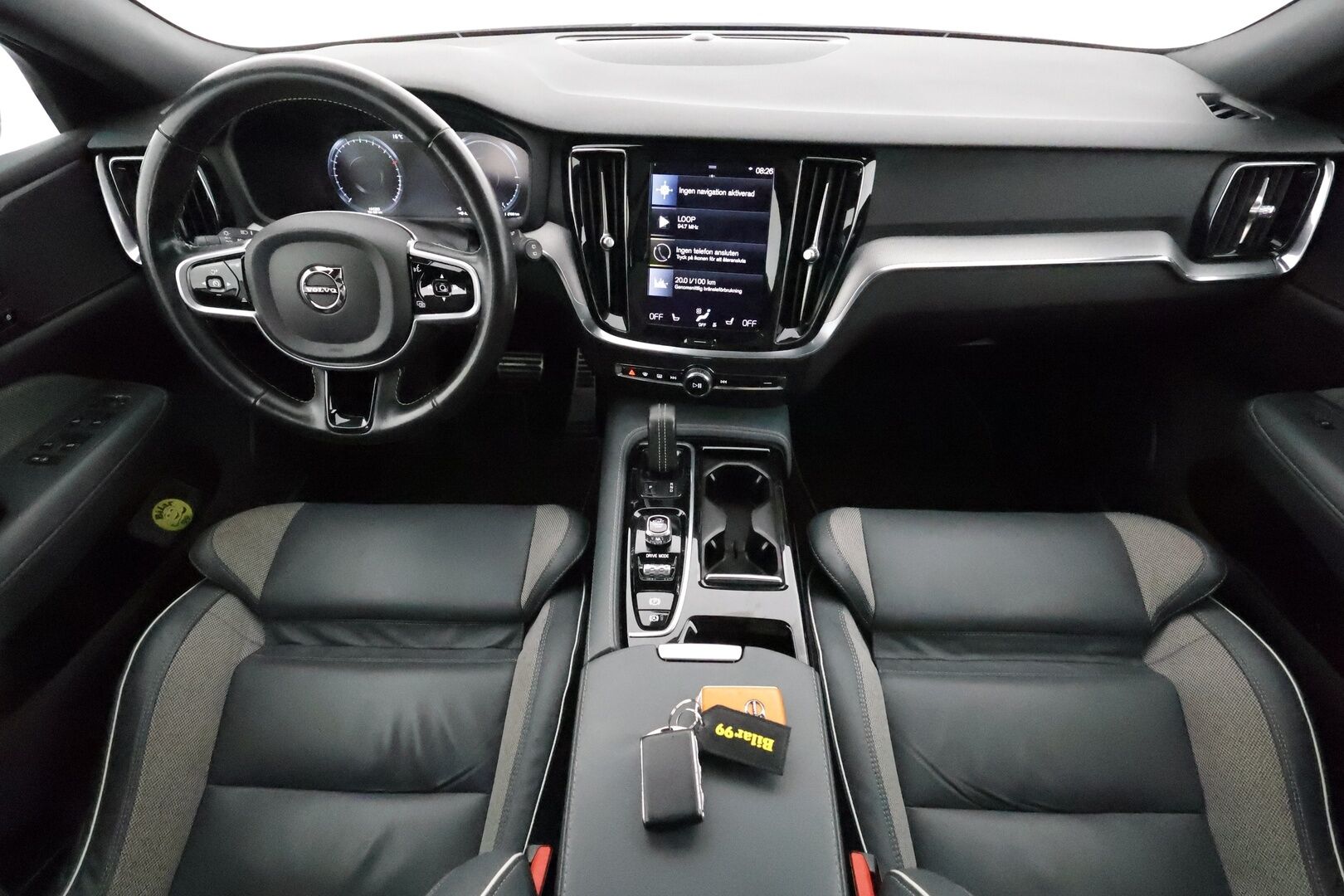 Volvo V60 2021 T6 TwE AWD R-Design aut **Panorama / Pa-lämmitin / Koukku / Adapt. vakkari / Muistipenkki / P.Kamera** - * Siisti R-Design hyvällä akkutestillä, AVILOO SoH arvo 86% *