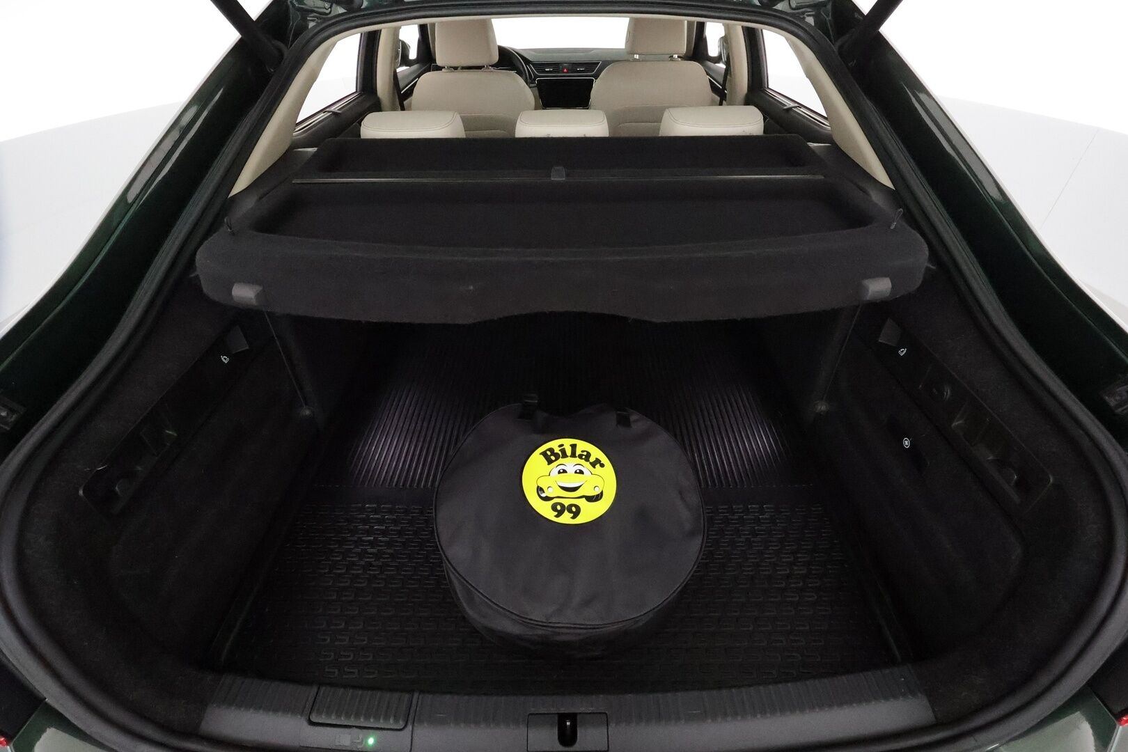 SKODA SUPERB 2021 1.4 TSI PHEV L&K iV DSG *Canton / Panorama / Digimittaristo / Webasto / Koukku / ACC / Ilmastoidut penkit* - Facelift / Merkkihuollettu / Kahdet renkaat vanteilla / Akku kuntotarkistettu - Osta nyt, maksa vasta ensi vuonna