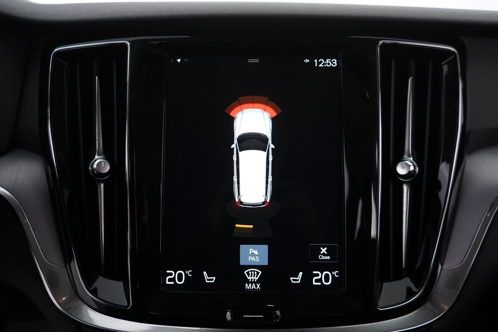 Volvo V60 2020 T6 TwE AWD Momentum aut *ACC / Webasto / Koukku / VOC / Apple&Android* - Juuri huollettu / Juuri tehty jakopää / Kahdet vanteet / Kahdet kaapelit 