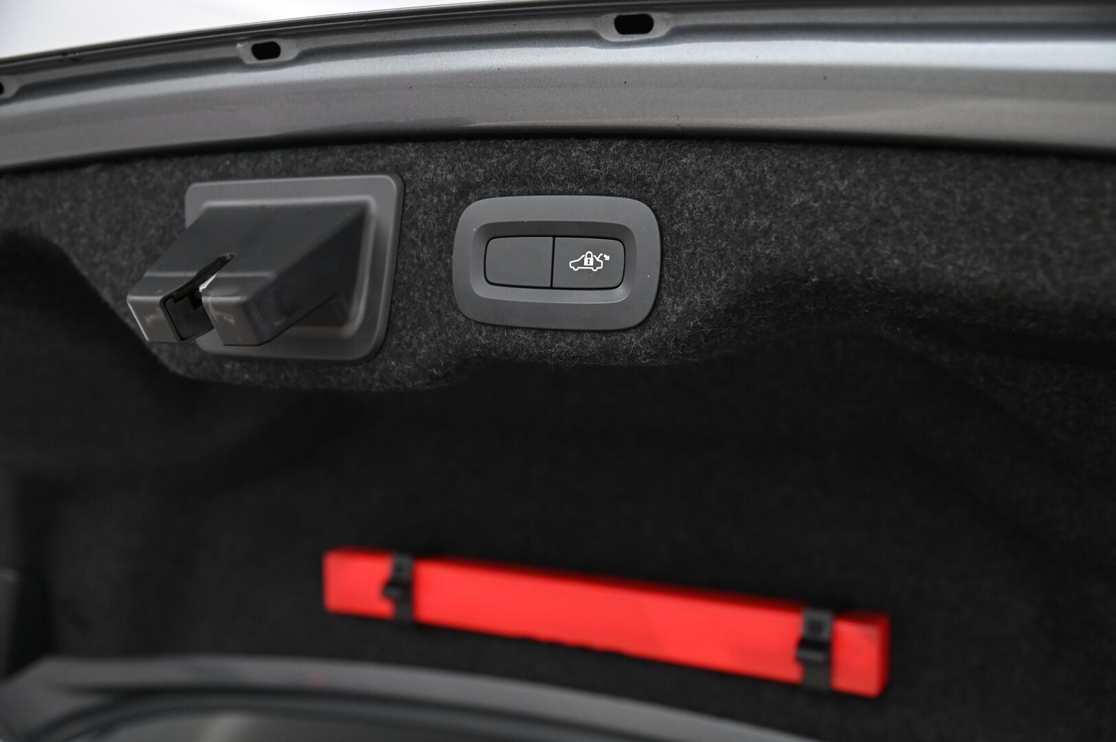 Volvo S60 2020 T8 TwE AWD Business R-Design aut *Webasto / ACC / HUD / 360 kamera / Vetokoukku / Muistipenkki* - Näyttävä S60! / 2x renkaat vanteilla!