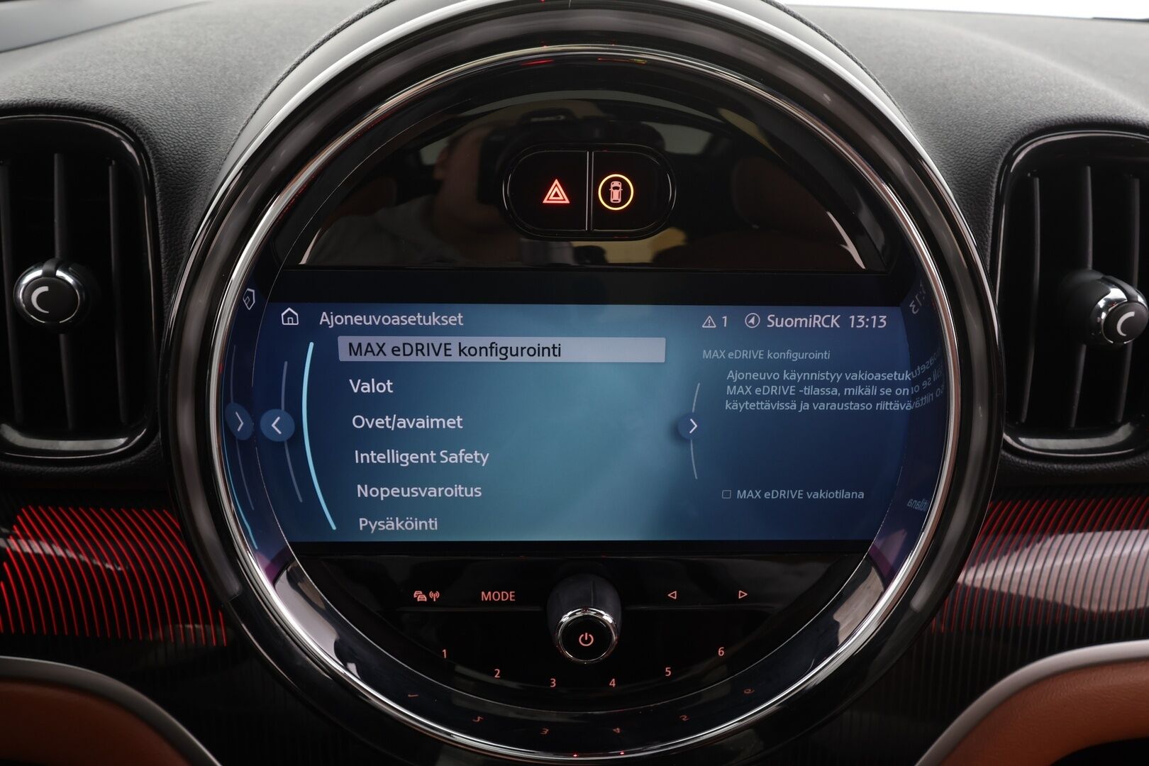 Mini Countryman 2023 Cooper SE ALL4 A Maximise * ACC / Muistipenkki / Harman/Kardon / P.Kamera / Navi / HUD / Panoraama * - Kahdet renkaat / Merkkihuollettu / Koti & Kauppalaturi