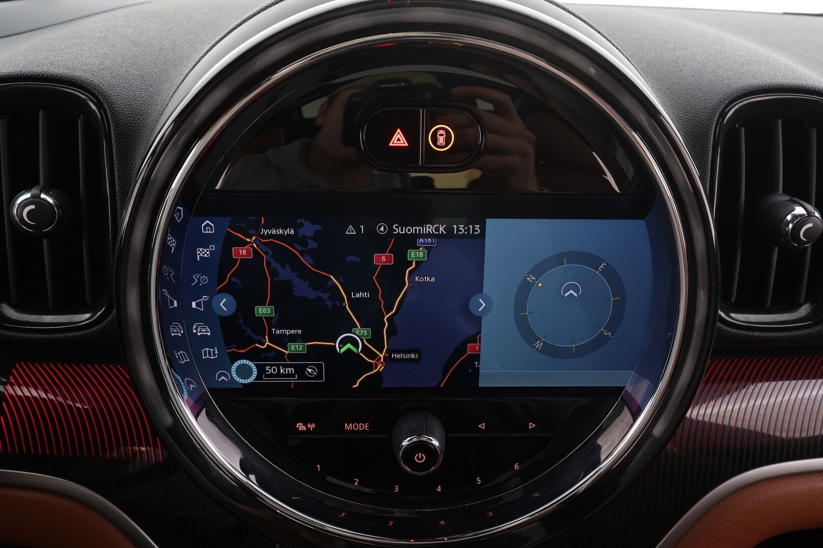 Mini Countryman 2023 Cooper SE ALL4 A Maximise * ACC / Muistipenkki / Harman/Kardon / P.Kamera / Navi / HUD / Panoraama * - Kahdet renkaat / Merkkihuollettu / Koti & Kauppalaturi