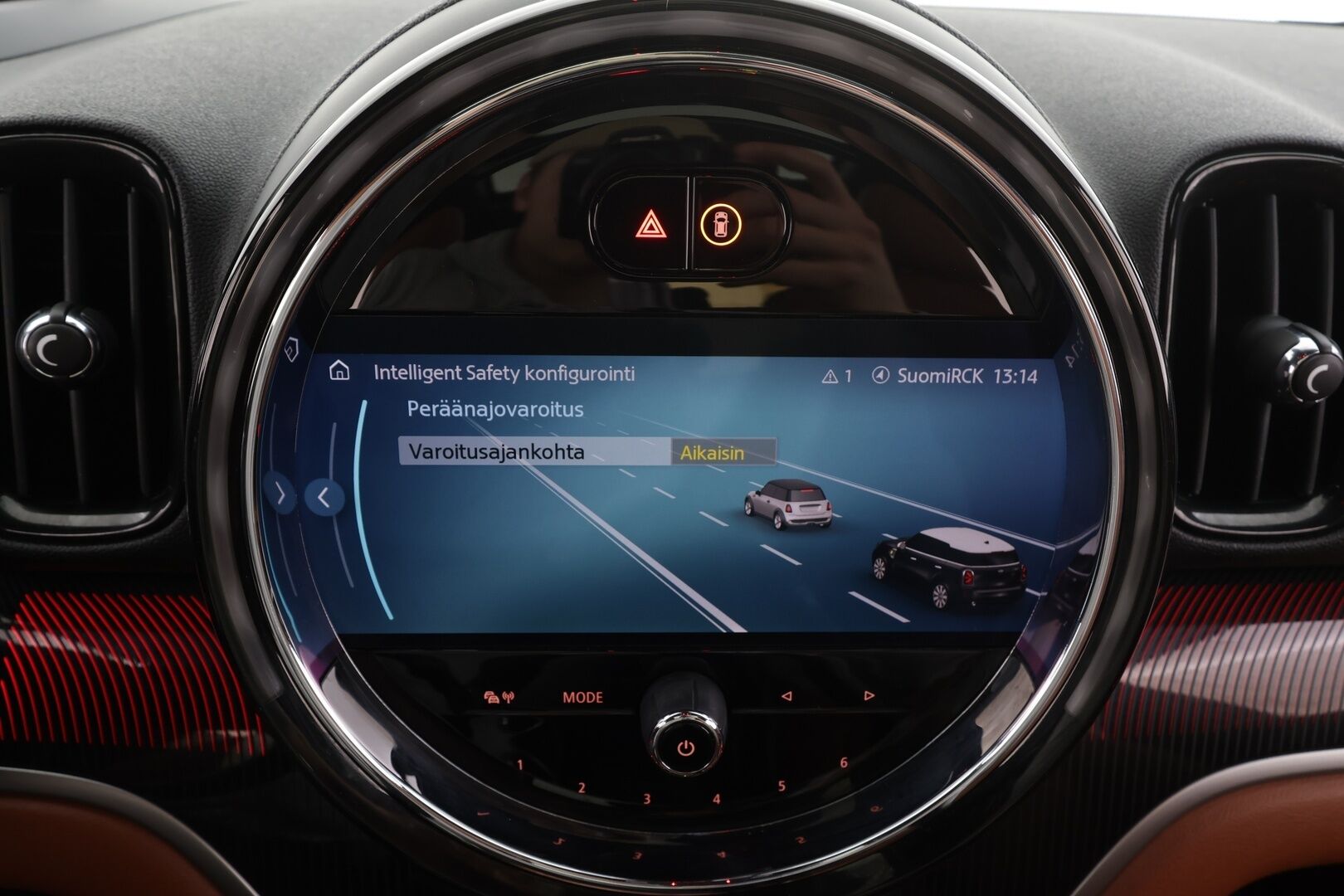 Mini Countryman 2023 Cooper SE ALL4 A Maximise * ACC / Muistipenkki / Harman/Kardon / P.Kamera / Navi / HUD / Panoraama * - Kahdet renkaat / Merkkihuollettu / Koti & Kauppalaturi