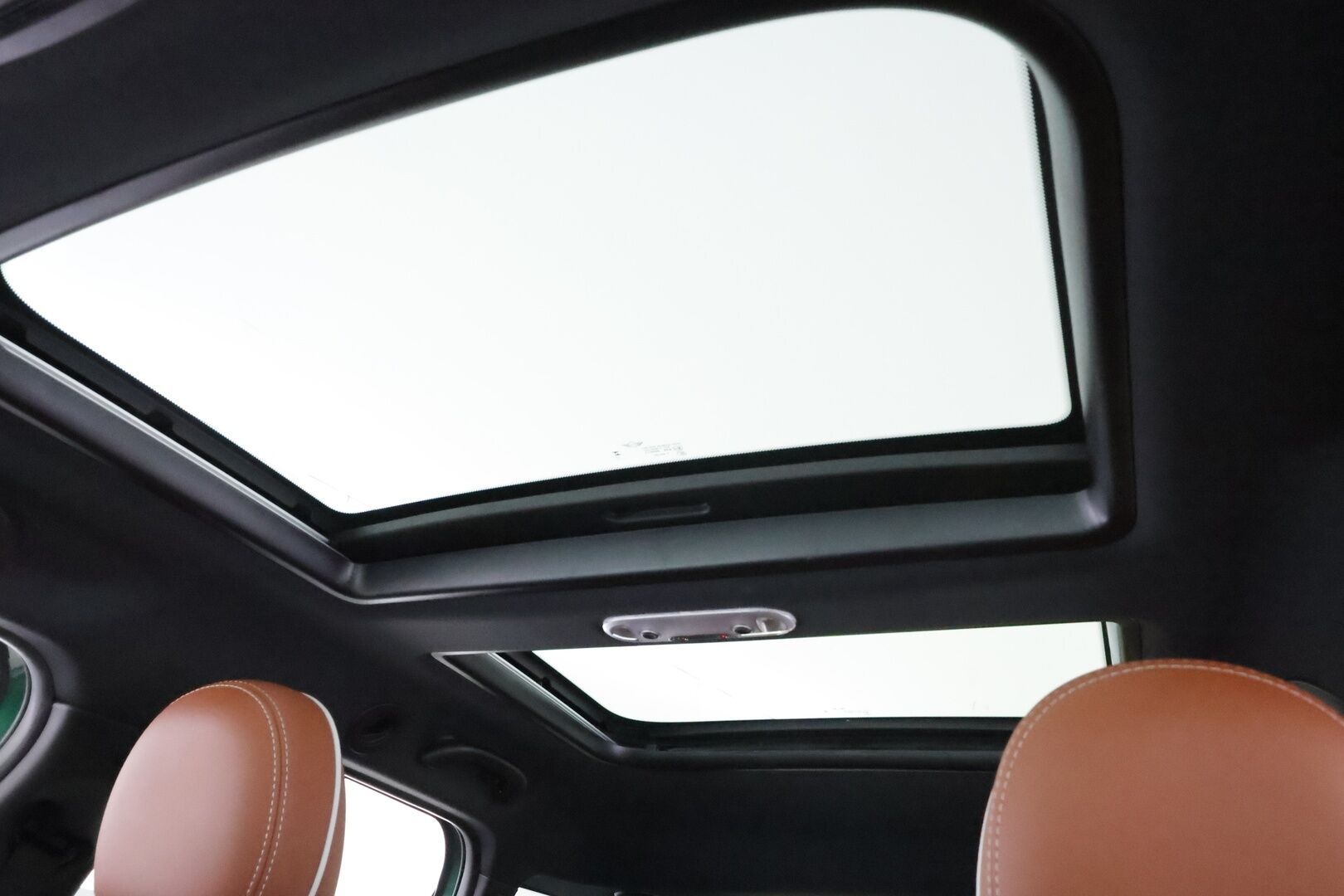 Mini Countryman 2023 Cooper SE ALL4 A Maximise * ACC / Muistipenkki / Harman/Kardon / P.Kamera / Navi / HUD / Panoraama * - Kahdet renkaat / Merkkihuollettu / Koti & Kauppalaturi