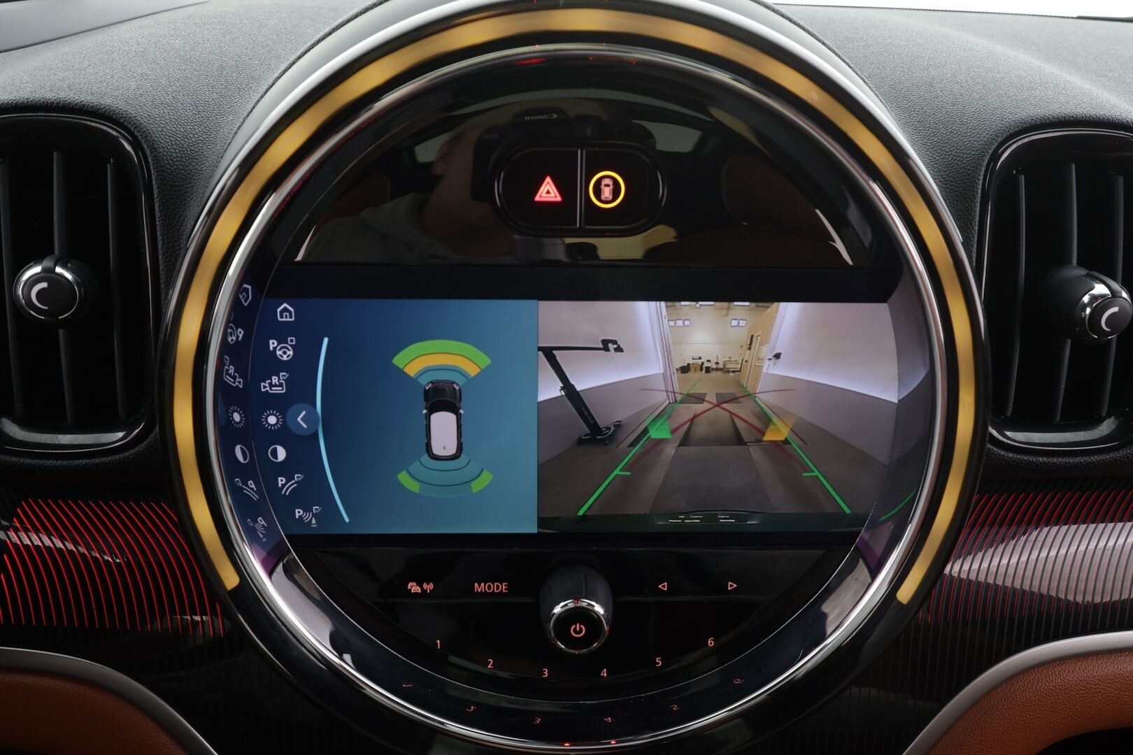 Mini Countryman 2023 Cooper SE ALL4 A Maximise * ACC / Muistipenkki / Harman/Kardon / P.Kamera / Navi / HUD / Panoraama * - Kahdet renkaat / Merkkihuollettu / Koti & Kauppalaturi