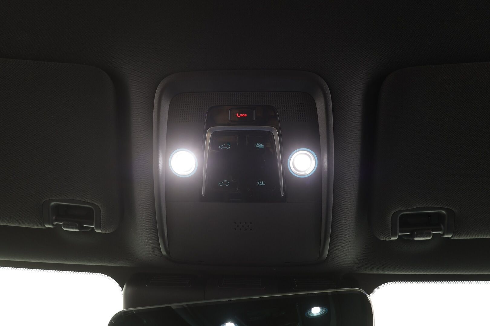 BYD Atto 3 2022 Design - | ACC | ILP | Sähköpenkit | Panorama | 360° | Nahkasisusta | LED | BSM | Lane Assist | RCTA | Ambient | Keyless | 2x renkaat aluin | 