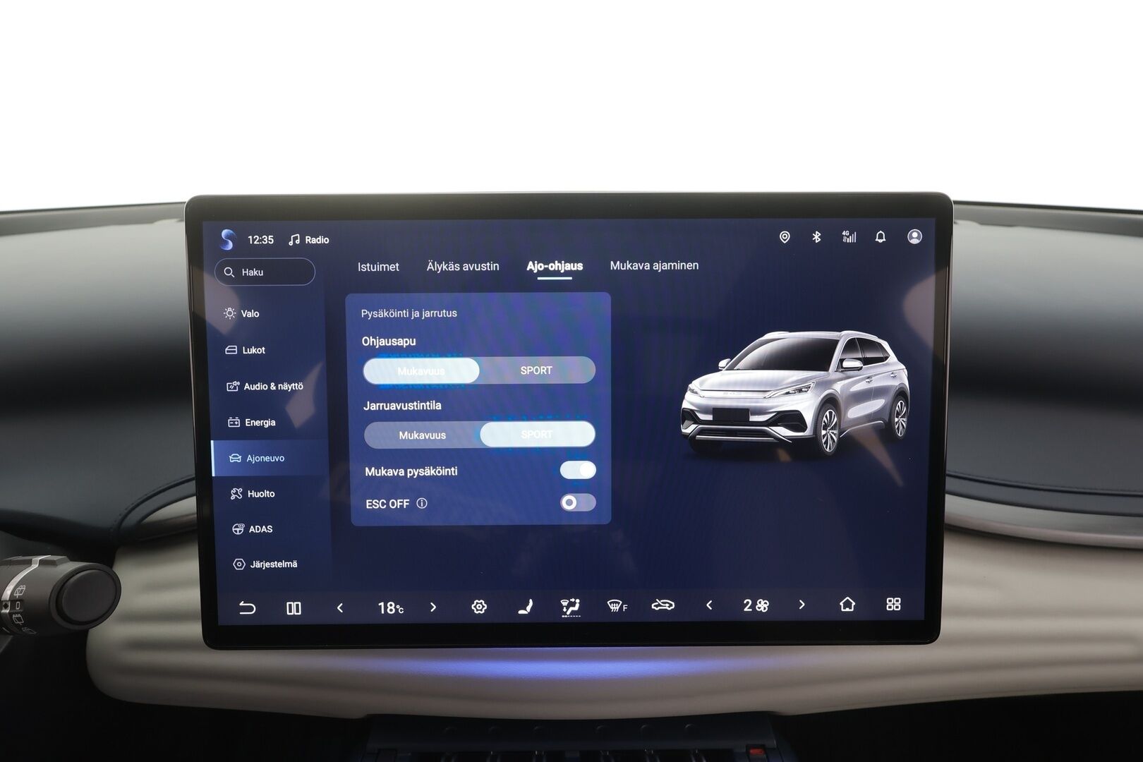 BYD Atto 3 2022 Design - | ACC | ILP | Sähköpenkit | Panorama | 360° | Nahkasisusta | LED | BSM | Lane Assist | RCTA | Ambient | Keyless | 2x renkaat aluin | 