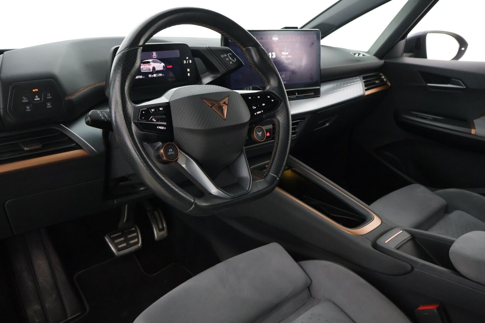 Cupra Born 2022 Impulse 170 kW 77/82 kWh *ACC / HUD / Mukautuva alusta / P. Kamera / Kaistavahti / Hierova penkki * - *SOH 93% / Siisti maalipinta / Yksilö!*