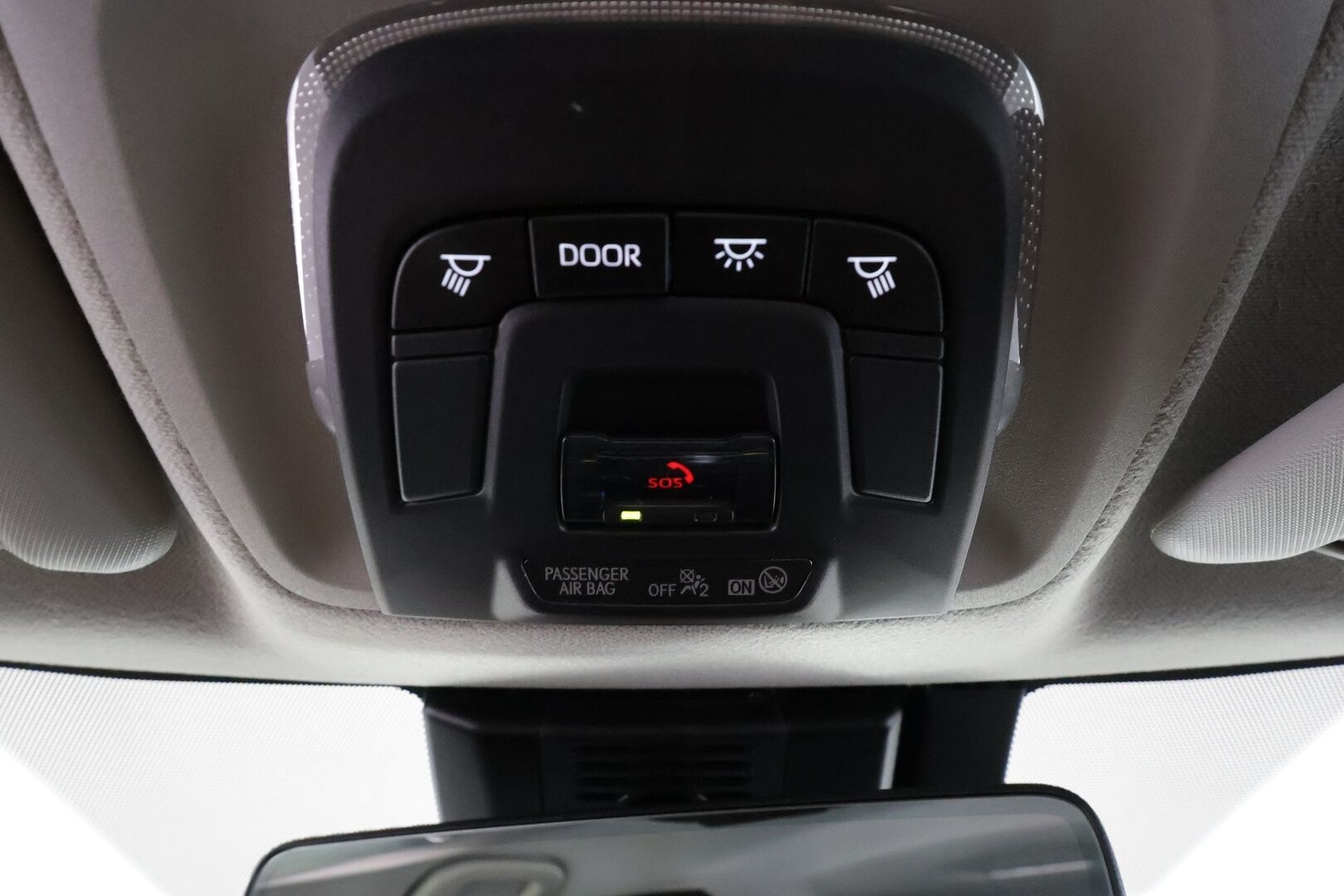 Toyota Corolla 2023 Sedan 1,8 Hybrid Launch Edition - | ACC | Digimittaristo | P.kamera | LDA | PDA | RSA | Navi | Apple & Android | LED | Lämm. ratti | Keyless | Lohko+sisälämmitin | Merkkihuollot |