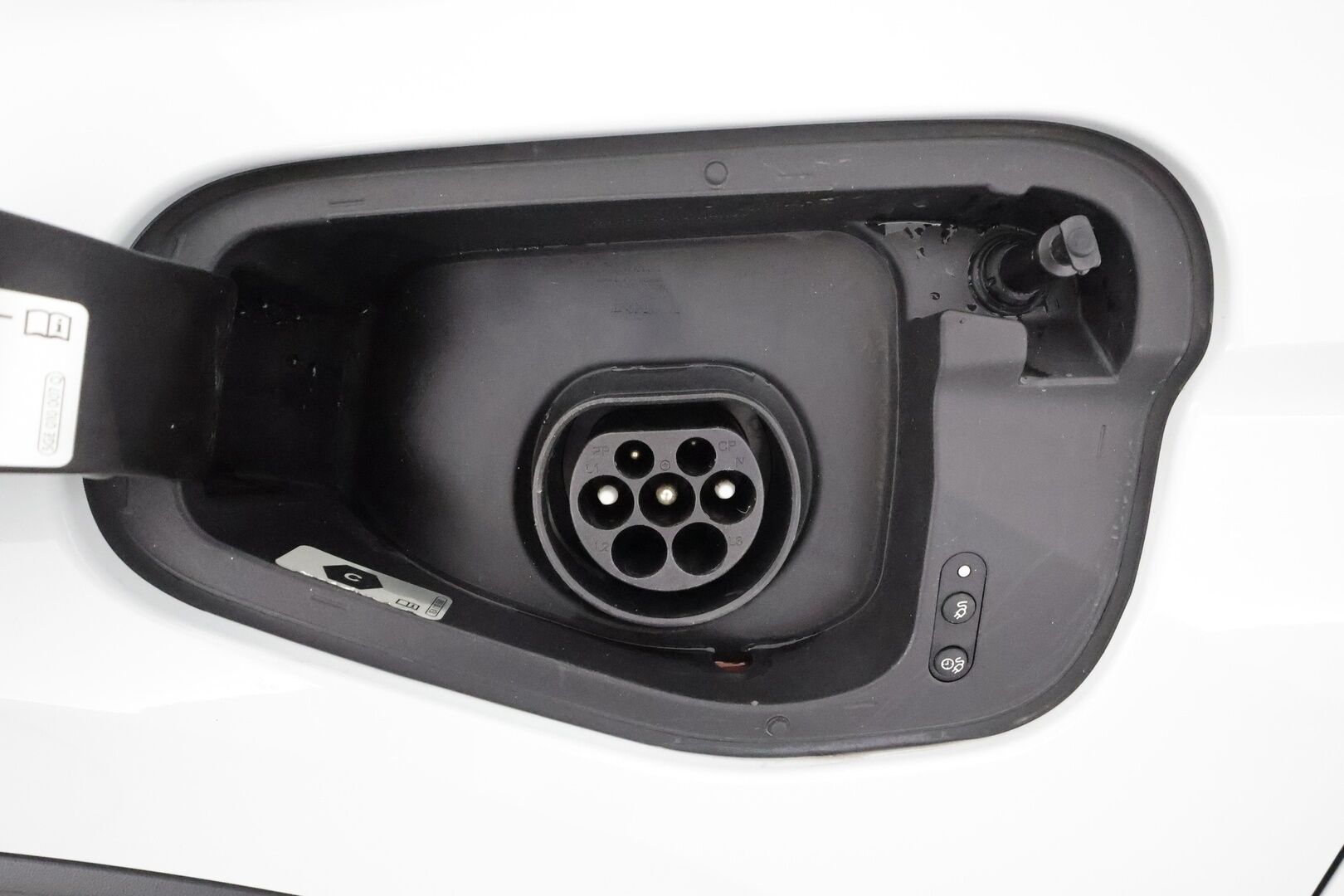 Volkswagen Tiguan 2024 Style Business eHybrid 180 kW DSG *Matrix LED / ACC / Vetokoukku / Keyless / Kamera* - 3,99 % KORKOTARJOUS TÄHÄN AUTOON - SoH 100% / 1. Omisteinen / Suomi-Auto / Kahdet Vanteet