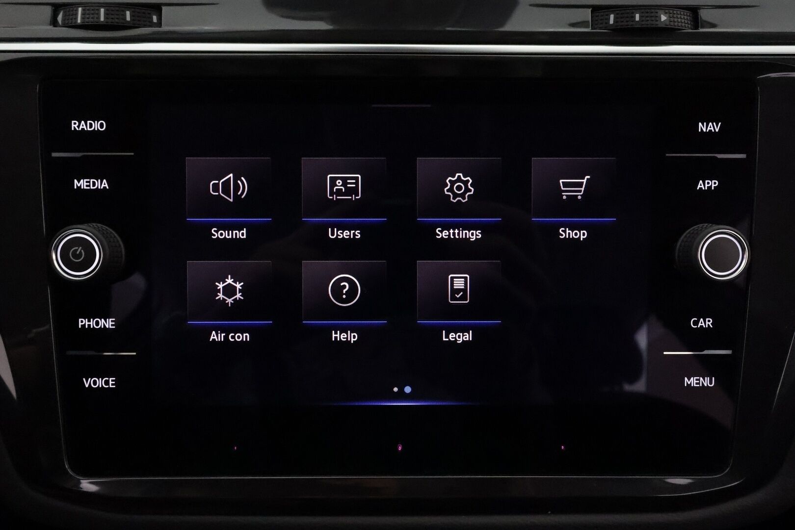 Volkswagen Tiguan 2024 Style Business eHybrid 180 kW DSG *Matrix LED / ACC / Vetokoukku / Keyless / Kamera* - 3,99 % KORKOTARJOUS TÄHÄN AUTOON - SoH 100% / 1. Omisteinen / Suomi-Auto / Kahdet Vanteet