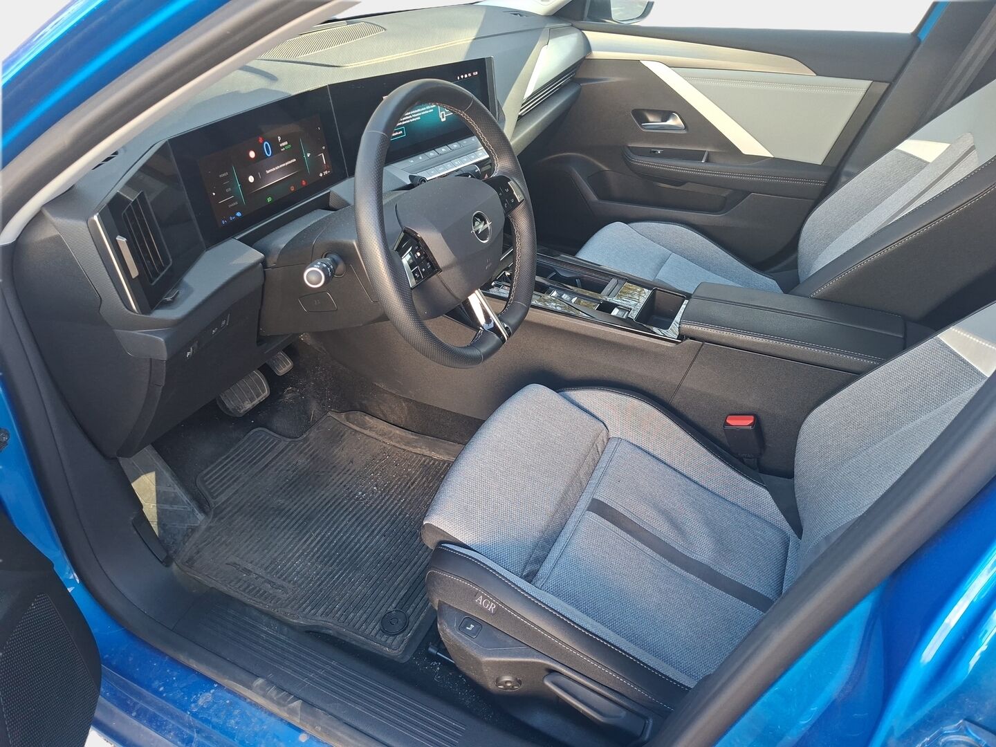 Opel Astra 2023 Innovation Plus Plug-in Hybrid 180 Automaatti * ACC / Vetokoukku / 360-Kamera / Keyless / AGR-penkki * - 1-OM Suomi-auto / 2x Renkaat & Vanteet / AppleCarPlay - HULLUT AVAJAISHULINAT KORKOTARJOUS 3,29 %