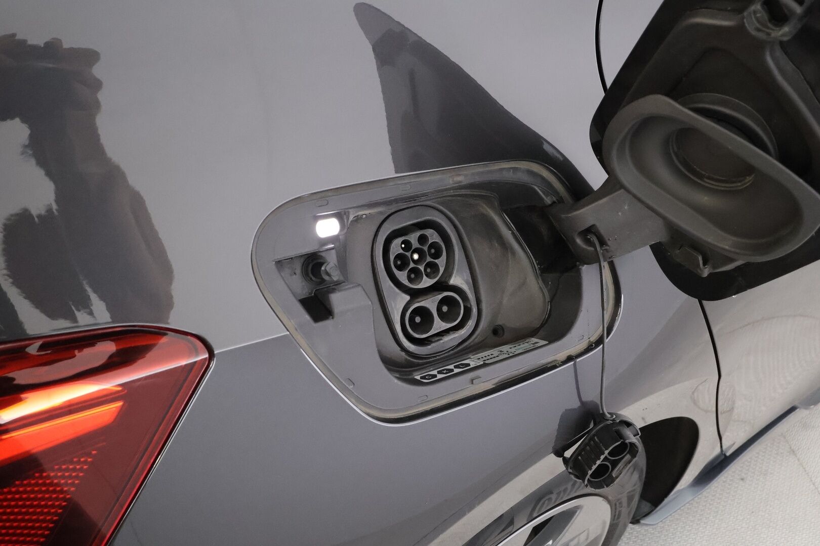 CUPRA Born 2024 150 kW 58 kWh - | ACC | ILP | P.kamera | Keyless | Lane Assist | LED | Apple & Android | Lämm. ratti | Ambient | 2x renkaat aluin | 1-om suomiauto | ALV | 