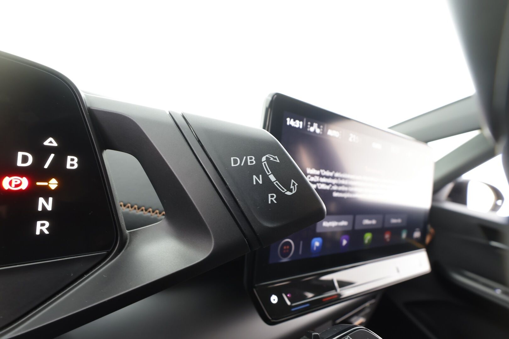 CUPRA Born 2024 150 kW 58 kWh - | ACC | ILP | P.kamera | Keyless | Lane Assist | LED | Apple & Android | Lämm. ratti | Ambient | 2x renkaat aluin | 1-om suomiauto | ALV | 