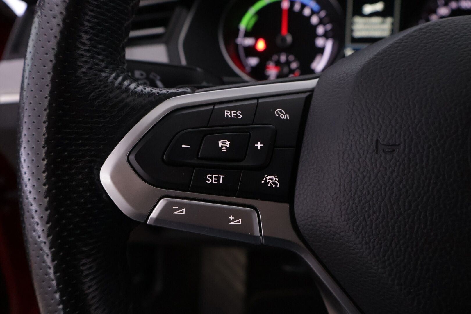 VOLKSWAGEN PASSAT 2020 Sedan GTE Premium Plug-In Hybrid 160 kW DSG-aut. * Adapt.Vakkari / Webasto / Kaistavahti / IQ.Lights / P.Kamera / Navi / Apple&Android / Koukku * - Merkkiliikkeen huoltohistoria! / Huippu varusteet! - HULLUT VÄLIPÄIVÄT KORKOTARJOUS 2,49%