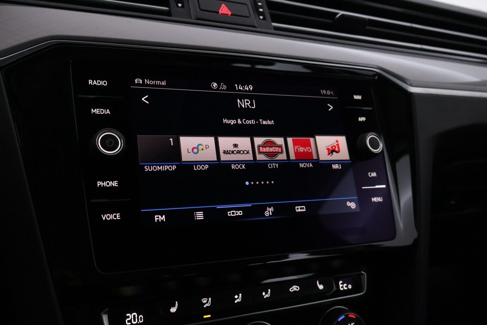 VOLKSWAGEN PASSAT 2020 Sedan GTE Premium Plug-In Hybrid 160 kW DSG-aut. * Adapt.Vakkari / Webasto / Kaistavahti / IQ.Lights / P.Kamera / Navi / Apple&Android / Koukku * - Merkkiliikkeen huoltohistoria! / Huippu varusteet! - HULLUT VÄLIPÄIVÄT KORKOTARJOUS 2,49%