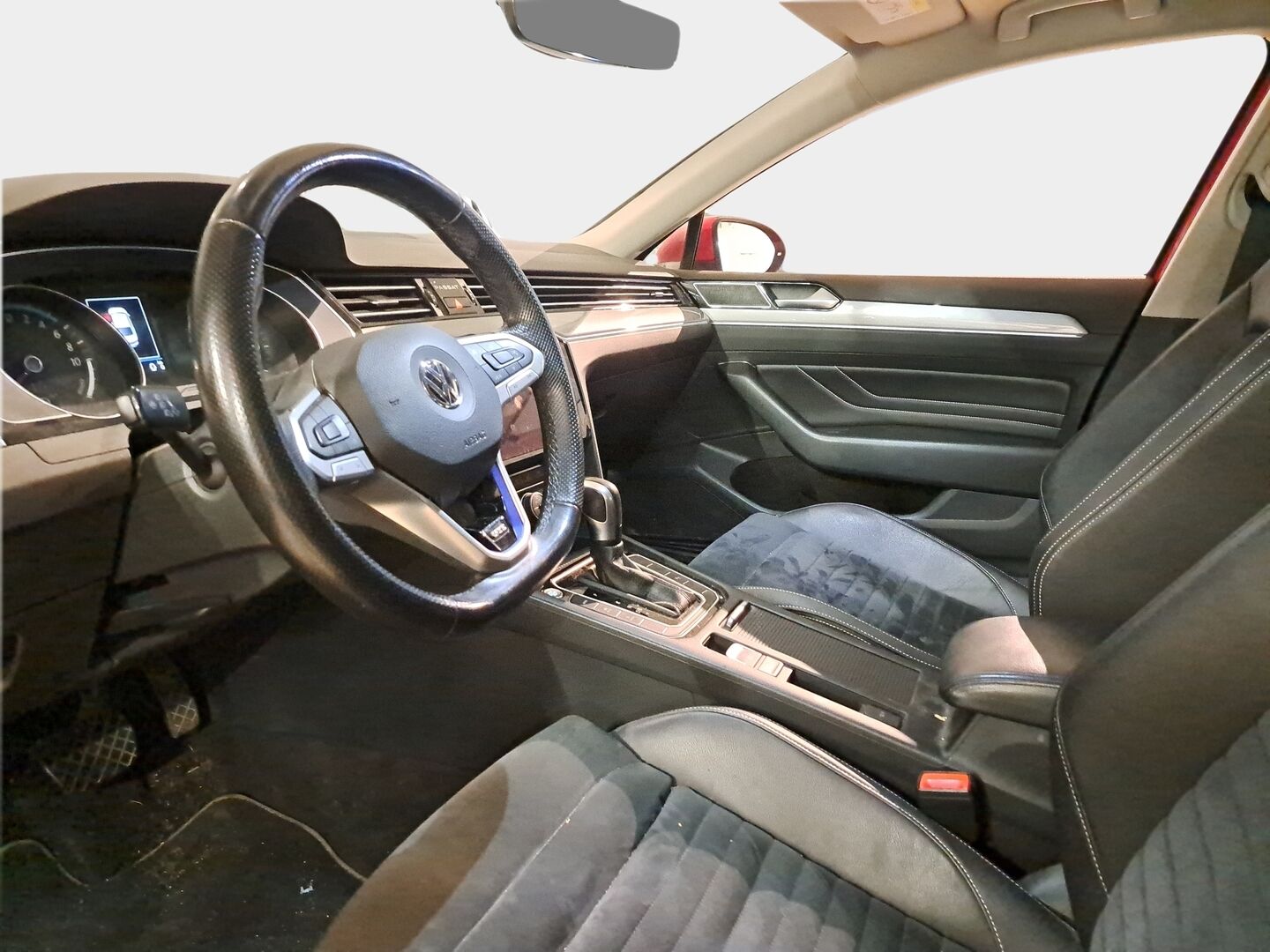 VOLKSWAGEN PASSAT 2020 Sedan GTE Premium Plug-In Hybrid 160 kW DSG-aut. * Adapt.Vakkari / Webasto / Kaistavahti / IQ.Lights / P.Kamera / Navi / Apple&Android / Koukku * - Taloudellinen / Huippu varusteet! - Osta nyt, maksa vasta ensi vuonna