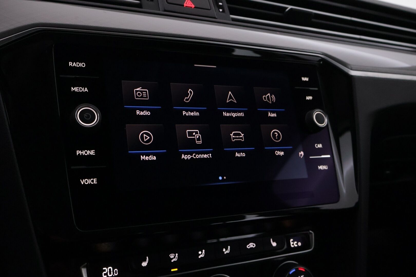 VOLKSWAGEN PASSAT 2020 Sedan GTE Premium Plug-In Hybrid 160 kW DSG-aut. * Adapt.Vakkari / Webasto / Kaistavahti / IQ.Lights / P.Kamera / Navi / Apple&Android / Koukku * - Merkkiliikkeen huoltohistoria! / Huippu varusteet! - HULLUT VÄLIPÄIVÄT KORKOTARJOUS 2,49%