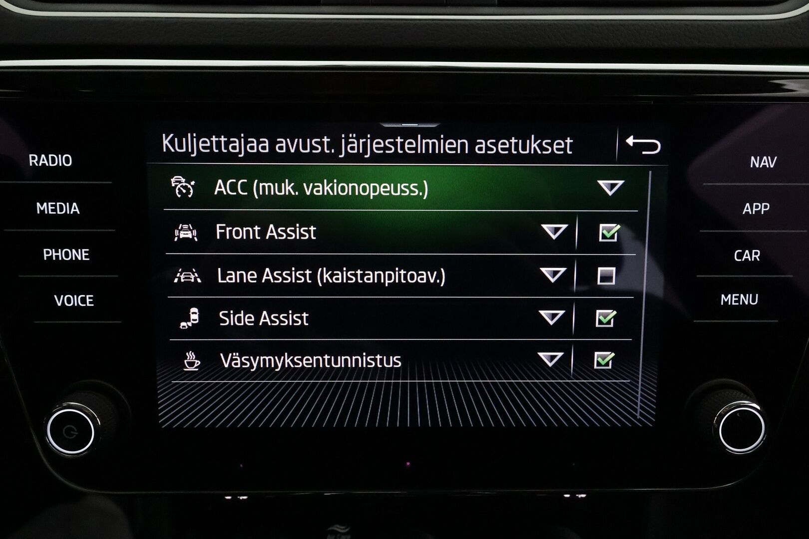 SKODA SUPERB 2021 Combi 1.4TSI PHEV L&K iV DSG *Canton / Webasto / Koukku / ACC / Matrix-LED / 360° / Muistinahat / Kaistavahti / Keyless* - 2x Latauskaapelit / Kahdet Renkaat