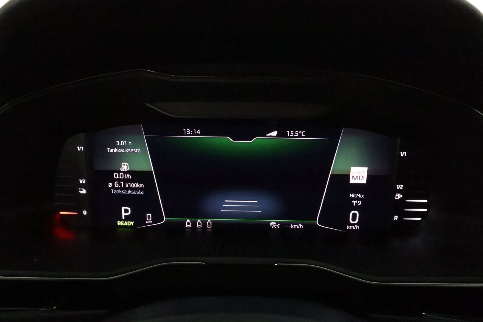 SKODA SUPERB 2021 Combi 1.4TSI PHEV L&K iV DSG *Canton / Webasto / Koukku / ACC / Matrix-LED / 360° / Muistinahat / Kaistavahti / Keyless* - 2x Latauskaapelit / Kahdet Renkaat