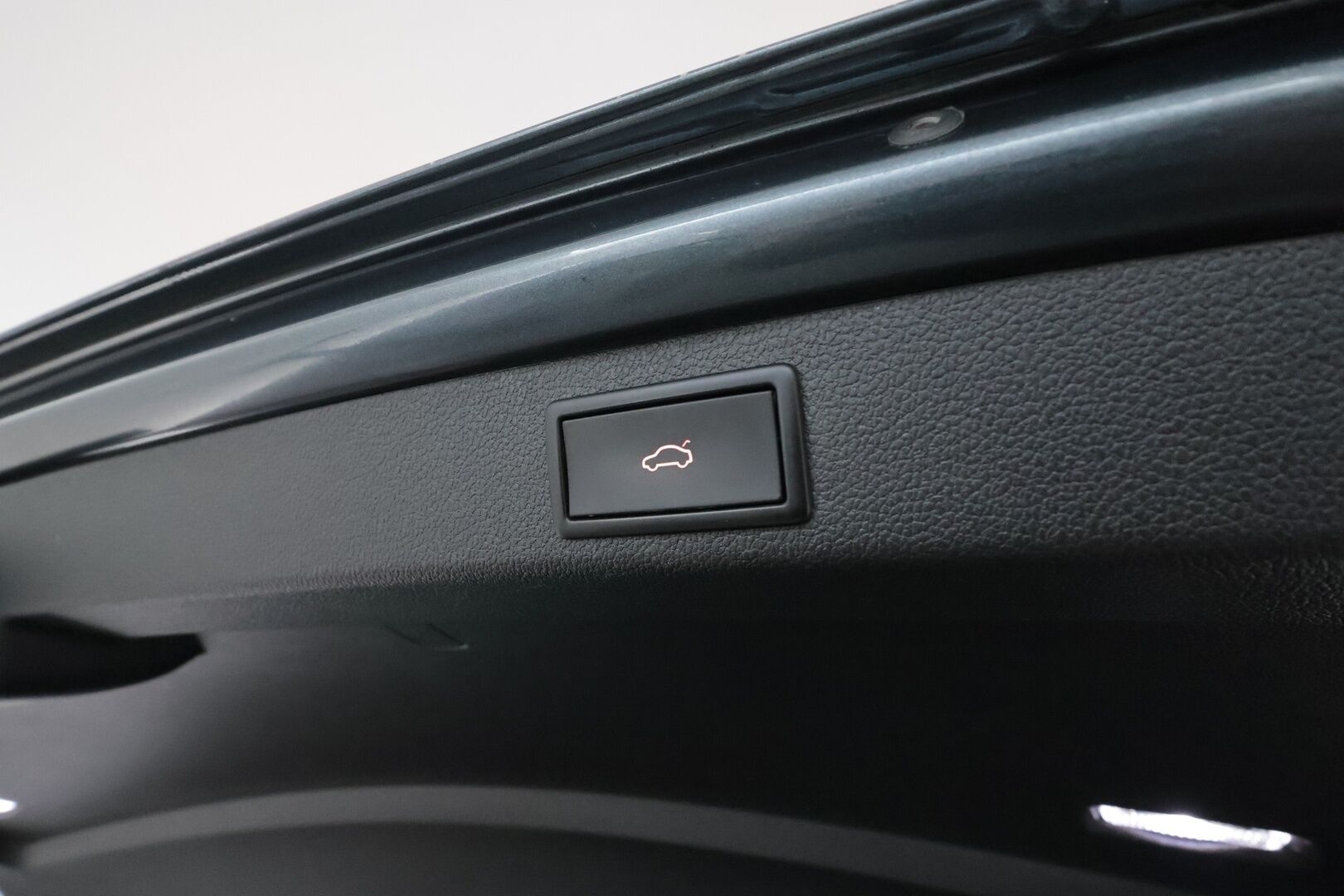 SKODA SUPERB 2021 Combi 1.4TSI PHEV L&K iV DSG *Canton / Webasto / Koukku / ACC / Matrix-LED / 360° / Muistinahat / Kaistavahti / Keyless* - 2x Latauskaapelit / Kahdet Renkaat