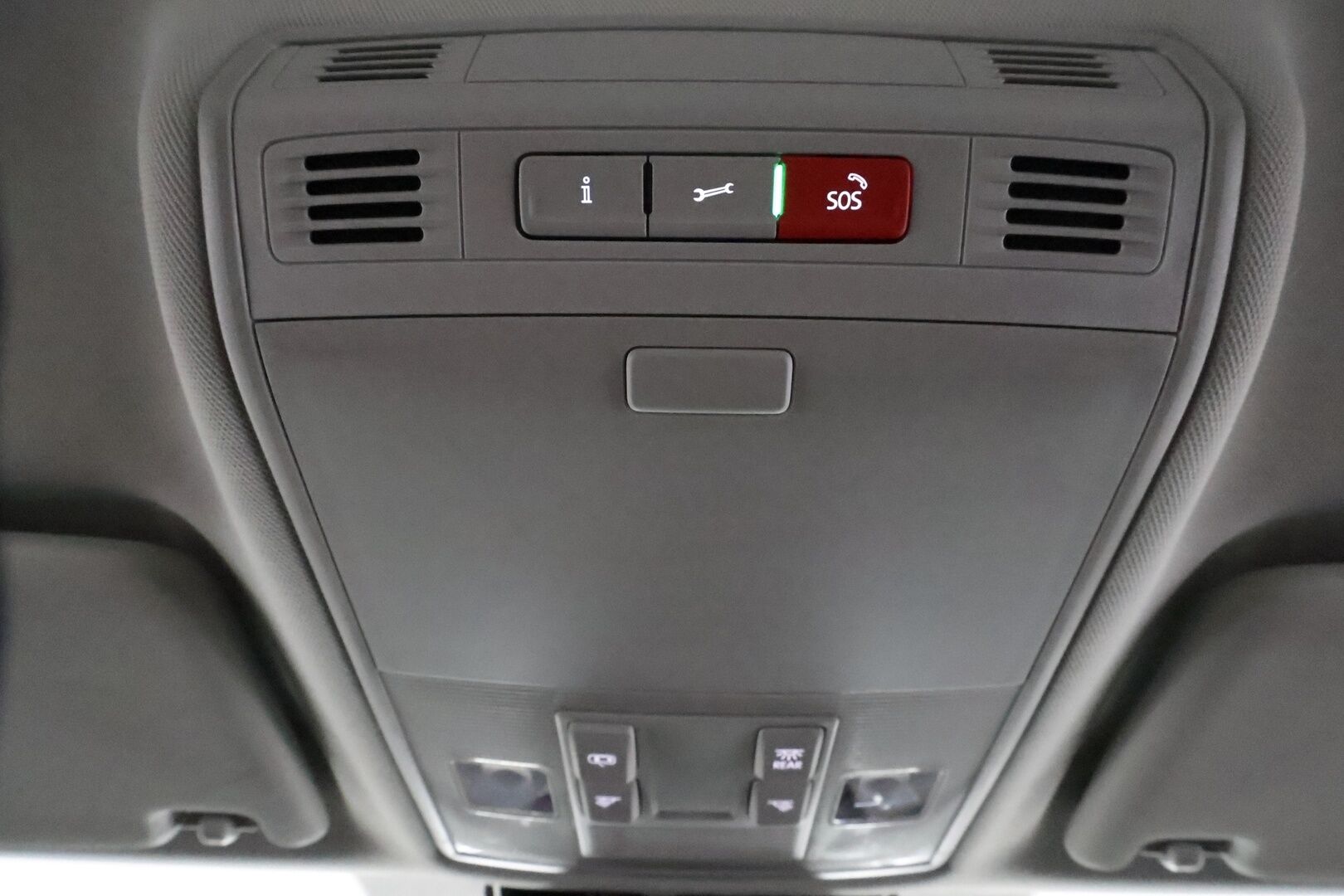 SKODA SUPERB 2021 Combi 1.4TSI PHEV L&K iV DSG *Canton / Webasto / Koukku / ACC / Matrix-LED / 360° / Muistinahat / Kaistavahti / Keyless* - 2x Latauskaapelit / Kahdet Renkaat
