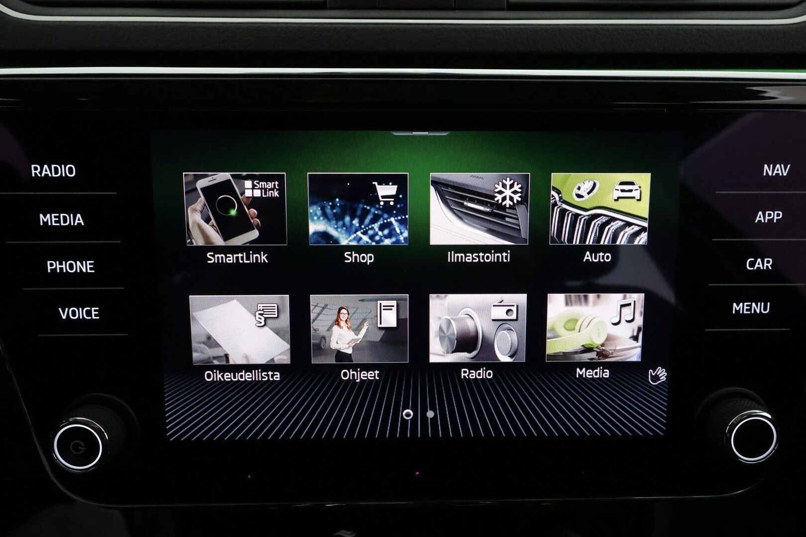 SKODA SUPERB 2021 Combi 1.4TSI PHEV L&K iV DSG *Canton / Webasto / Koukku / ACC / Matrix-LED / 360° / Muistinahat / Kaistavahti / Keyless* - 2x Latauskaapelit / Kahdet Renkaat