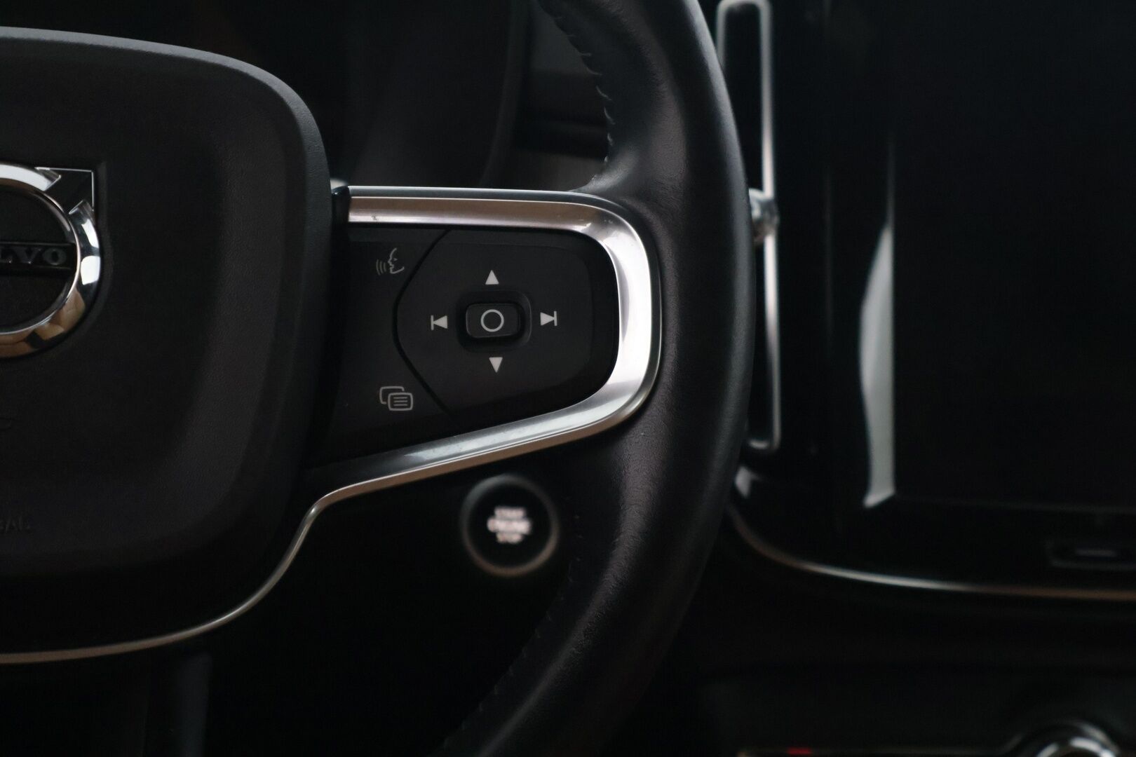 Volvo XC40 2021 T4 Recharge Inscription aut - | ACC | Webasto | VOC | Keyless | Nahat | P.kamera | Koukku |